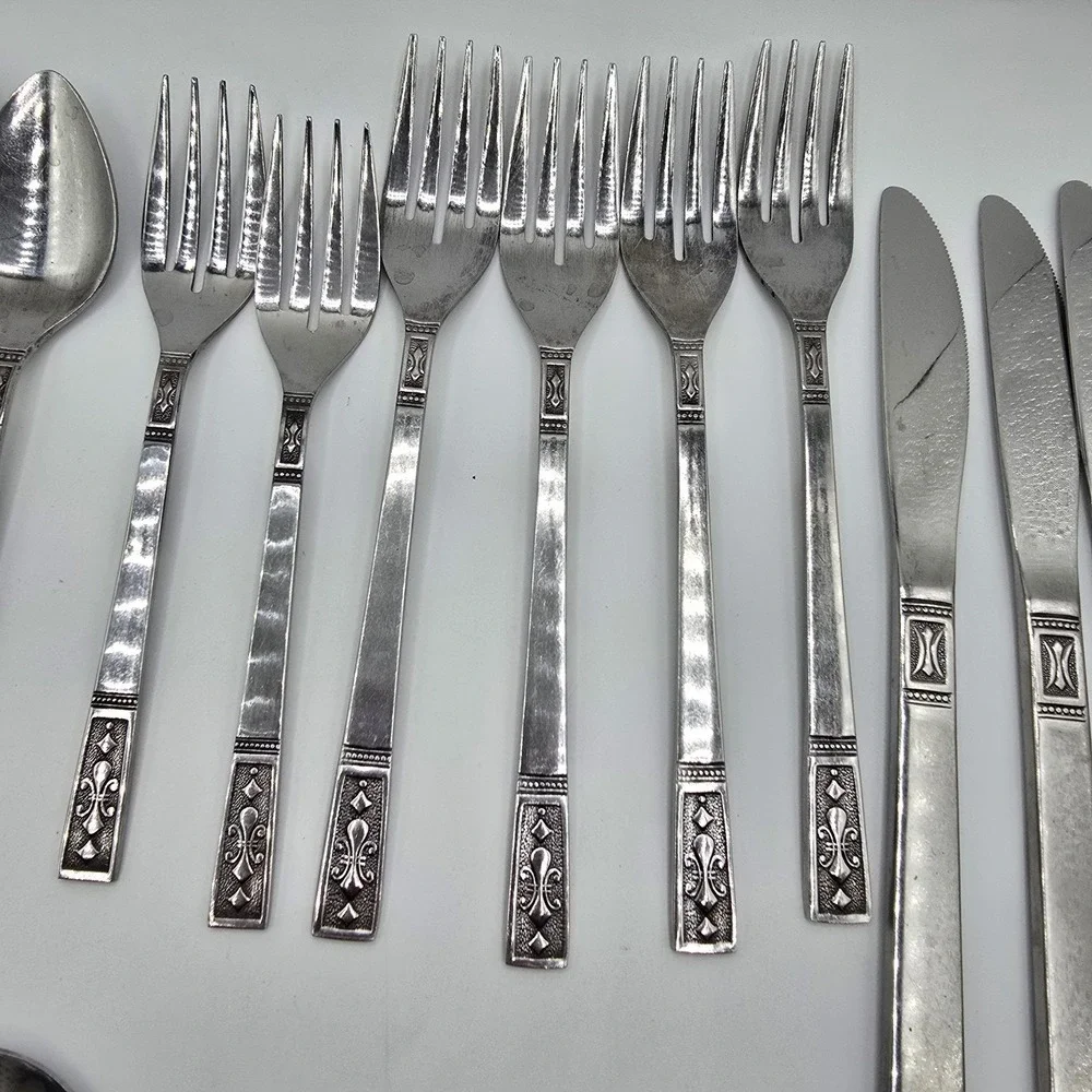 26 Piece Set Interpur CORTINA Stainless Dinner Japan Textured Flatware
